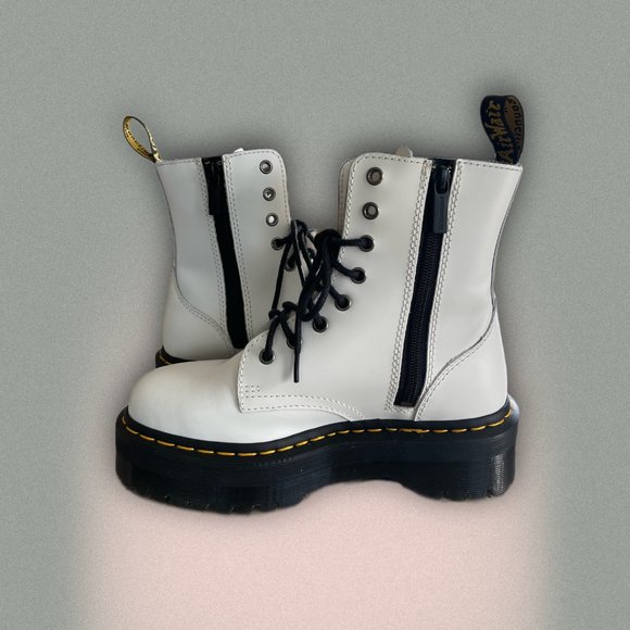 Dr. Martens Jadon Smooth Leather Platform Boots - Size 7 (Women's) - Picture 4 of 6